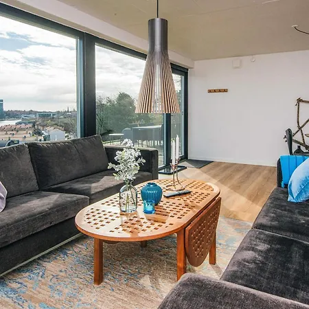 Henne Xvi Holiday home *