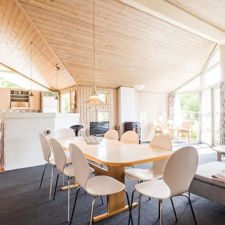 Holiday home Holiday Henne Xvi