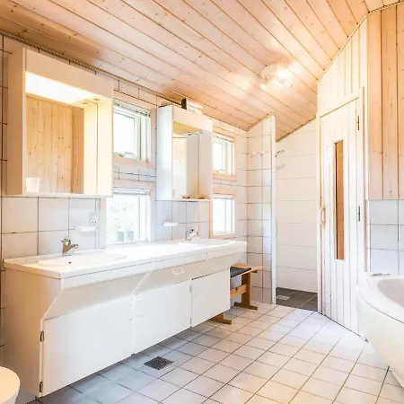 Holiday Henne Xvi Holiday home Henne Strand