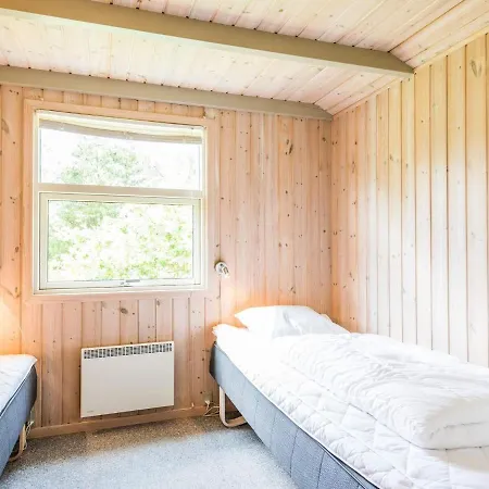 Holiday home Holiday Henne Xvi